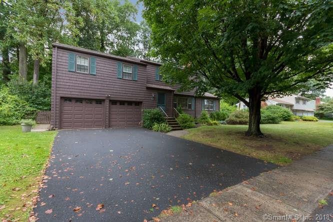 160 Luanne Rd, Stratford, CT 06614 - photo 1