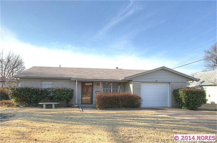225 E El Paso St, Broken Arrow, OK 74012 - photo 1