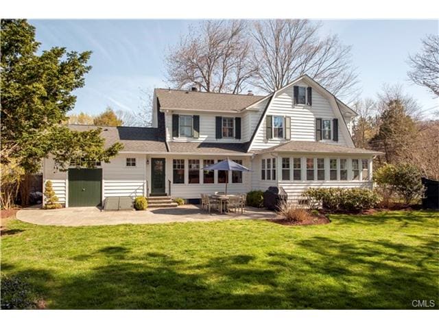 905 Mill Plain Rd, Fairfield, CT 06824 - photo 1