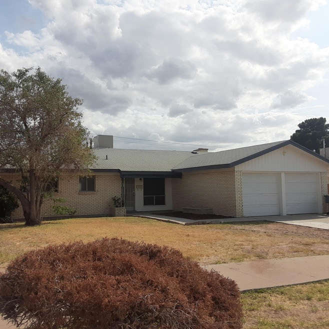 7920 Parral Dr, El Paso, TX 79915 - photo 1