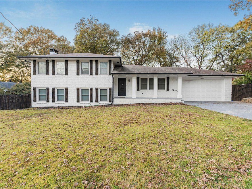 2409 Powers Ferry Dr SE, Marietta, GA 30067 - photo 1