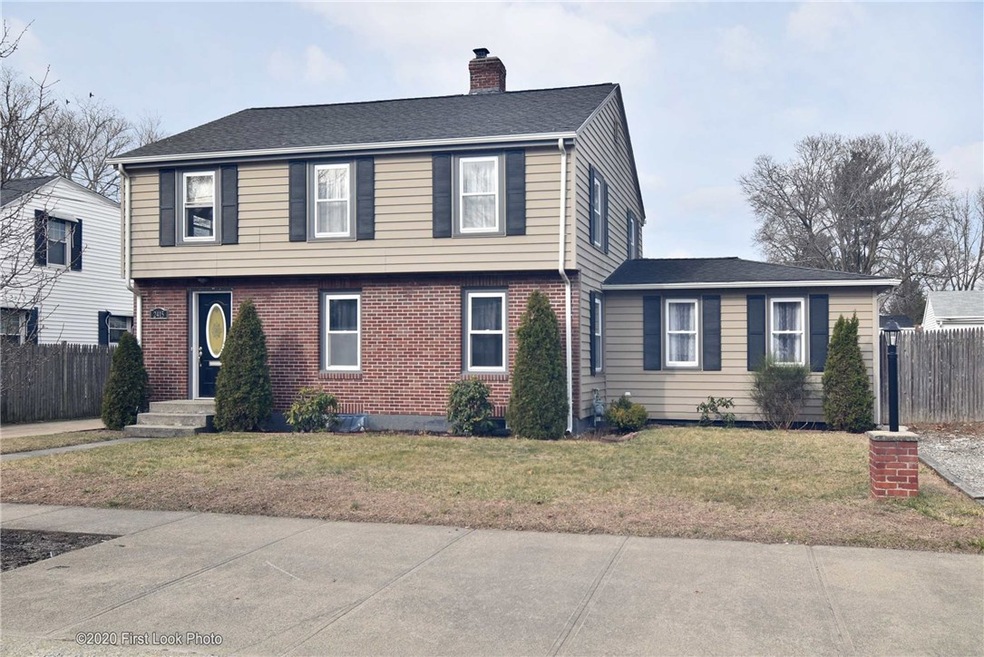 2415 Cranston St, Cranston, RI 02920 - photo 1