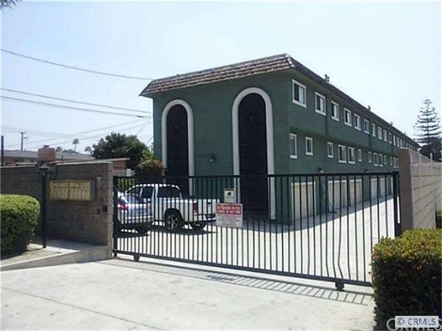 9214 Palm St unit 1, Bellflower, CA 90706 - photo 1