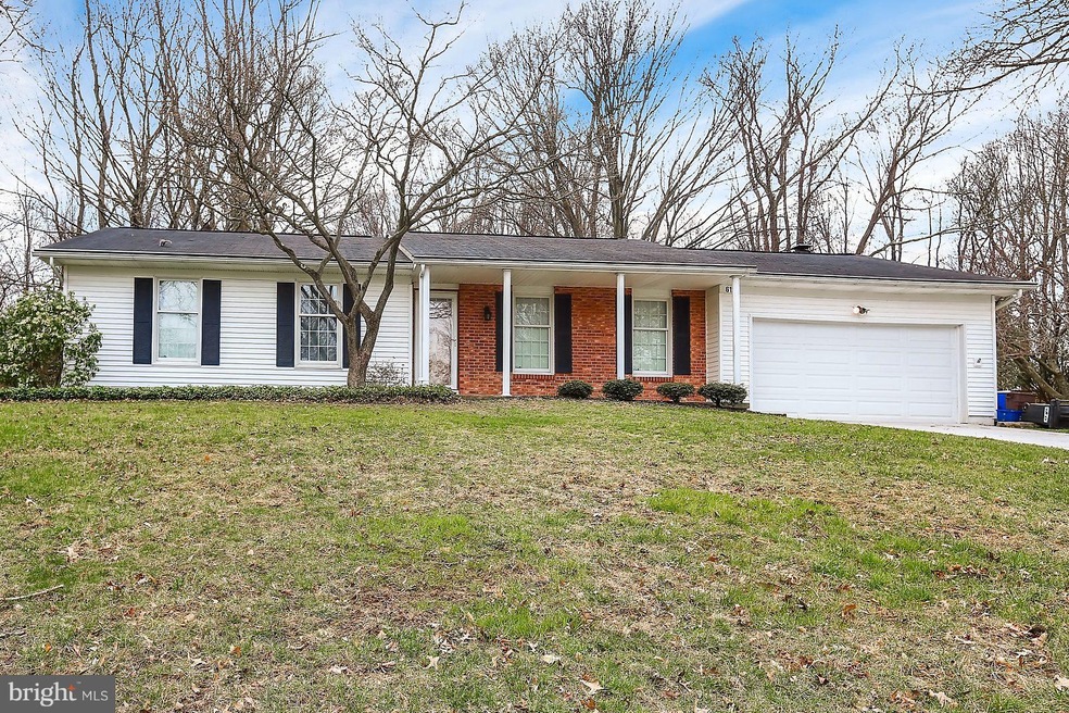 6122 Camelback Ln, Columbia, MD 21045 - photo 1