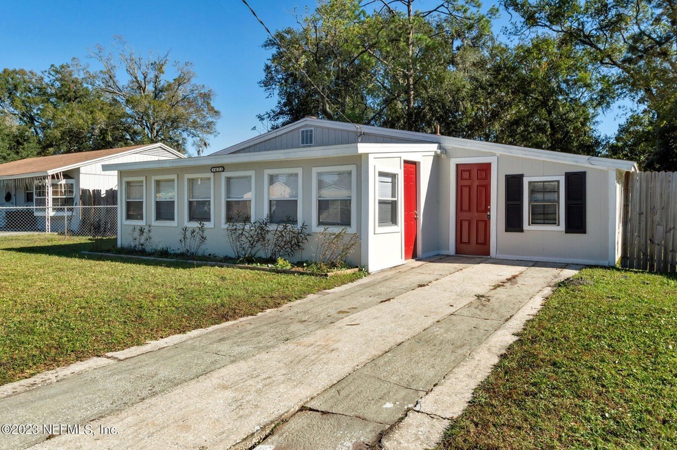 5433 Green Forest Dr, Jacksonville, FL 32244 - photo 1