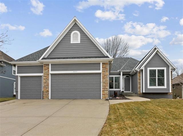 9410 Swarner Dr, Lenexa, KS 66219 - photo 1