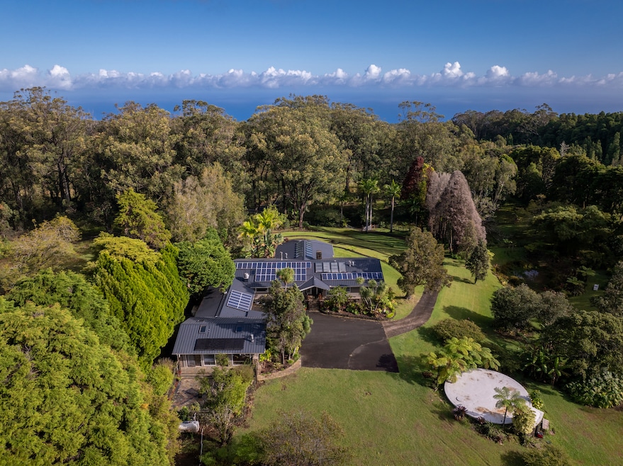 For Sale $2,300,000 • Co-Listing Agent