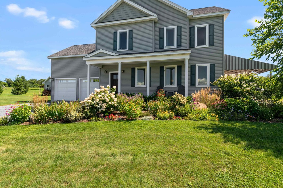 For Sale $895,000 • Co-Listing Agent