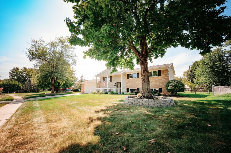 Exterior_Front_4