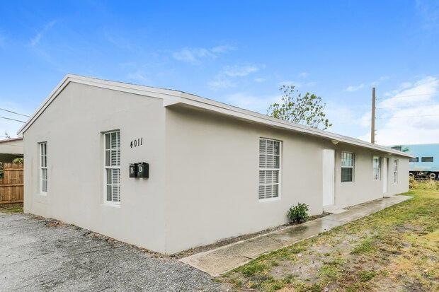 4011 Windsor Ave unit A, West Palm Beach, FL 33407 - photo 1