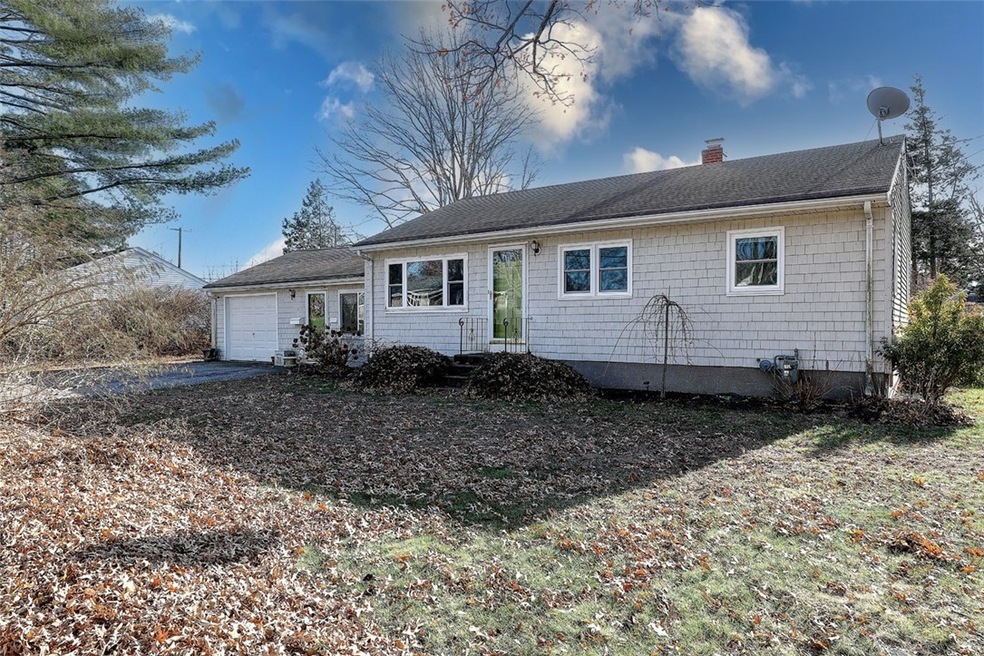 9 Fairfield Rd, Barrington, RI 02806 - photo 1