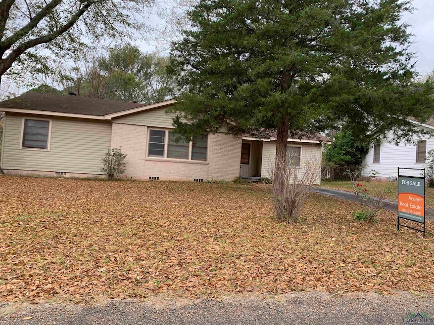 613 Leota St, Longview, TX 75601 - photo 1