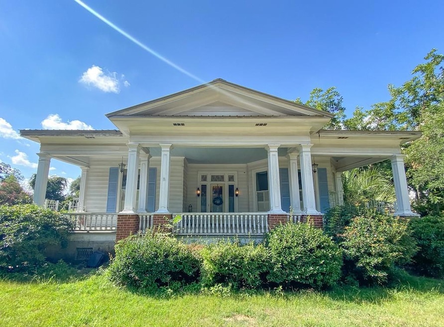 214 E Evans St, Bainbridge, GA 39819 - photo 1