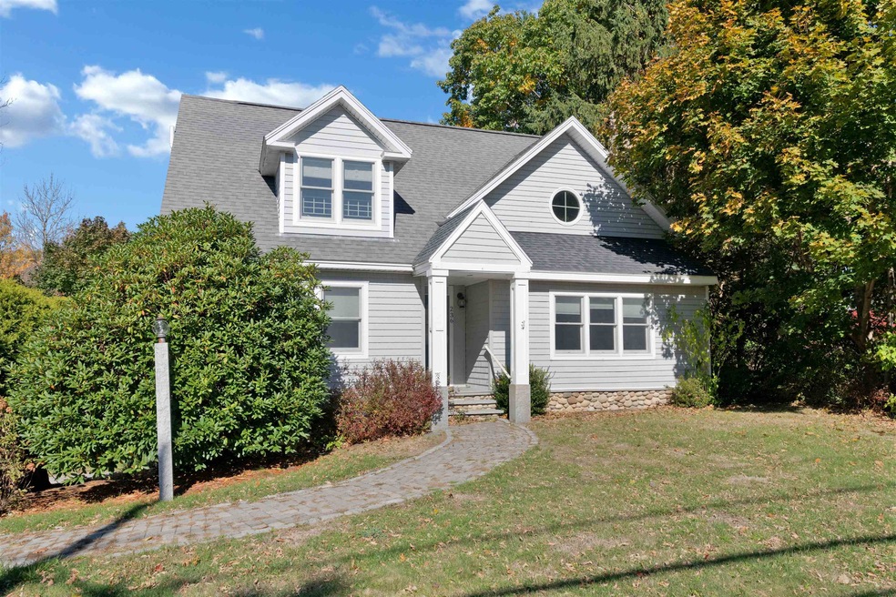 236 Long Sands Rd, York, ME 03909 - photo 1