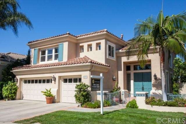 GORGEOUS CURB APPEAL!! ON THE TUSTIN RANCH GOLF CO