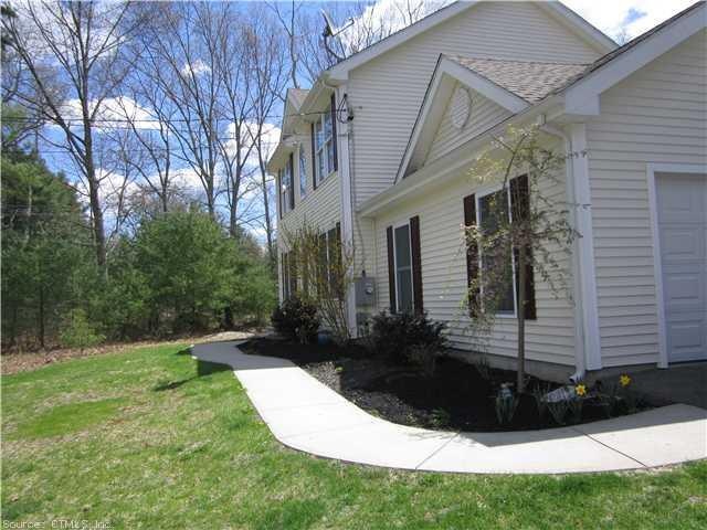 19 South St, Brooklyn, CT 06234 - photo 1