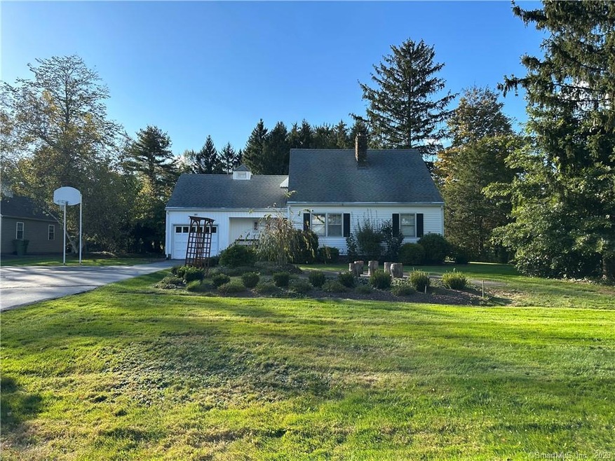 989 N Farms Rd, Wallingford, CT 06492 - photo 1