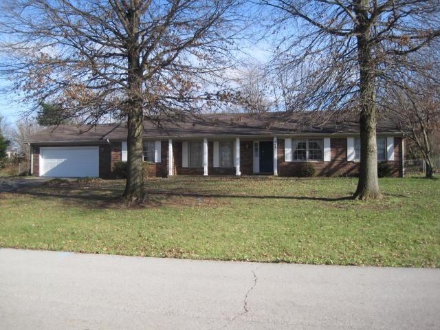 243 Farmbrook Cir, Frankfort, KY 40601 - photo 1