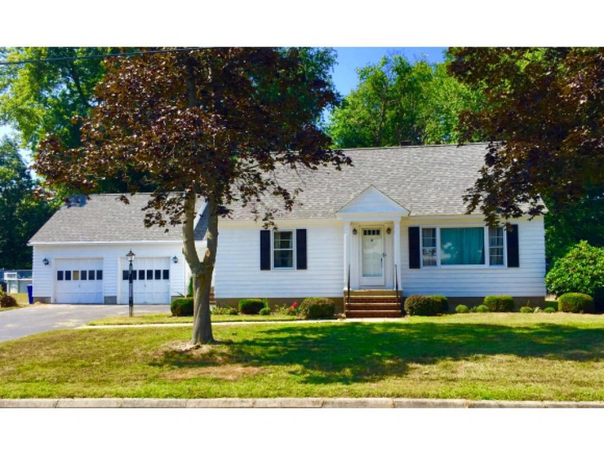 18 Savoie St, Bedford, NH 03110 - photo 1