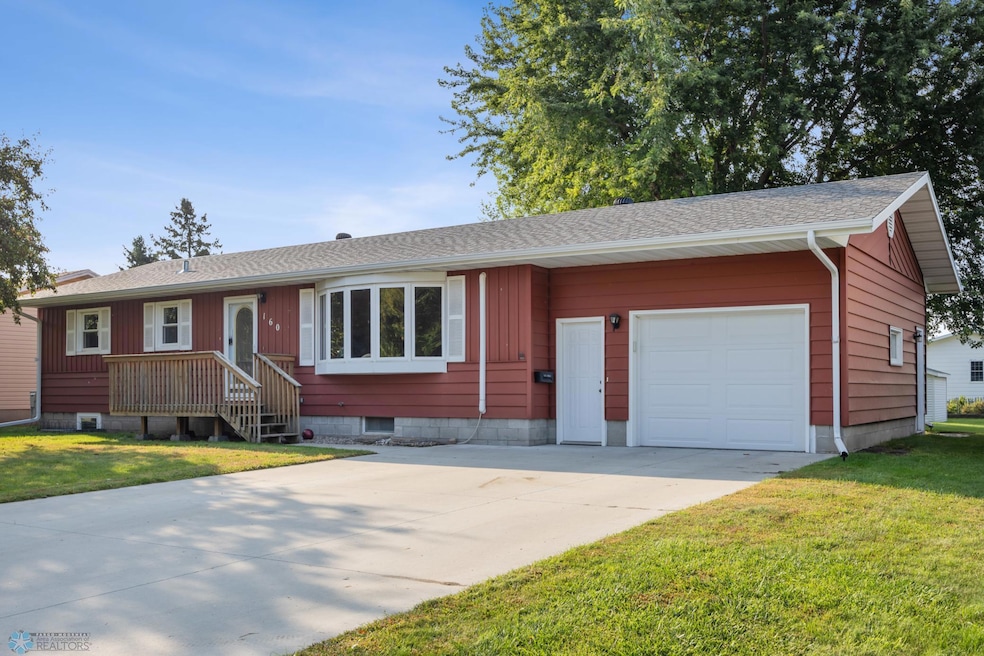 Welcome to 160 Walnut St, Kindred