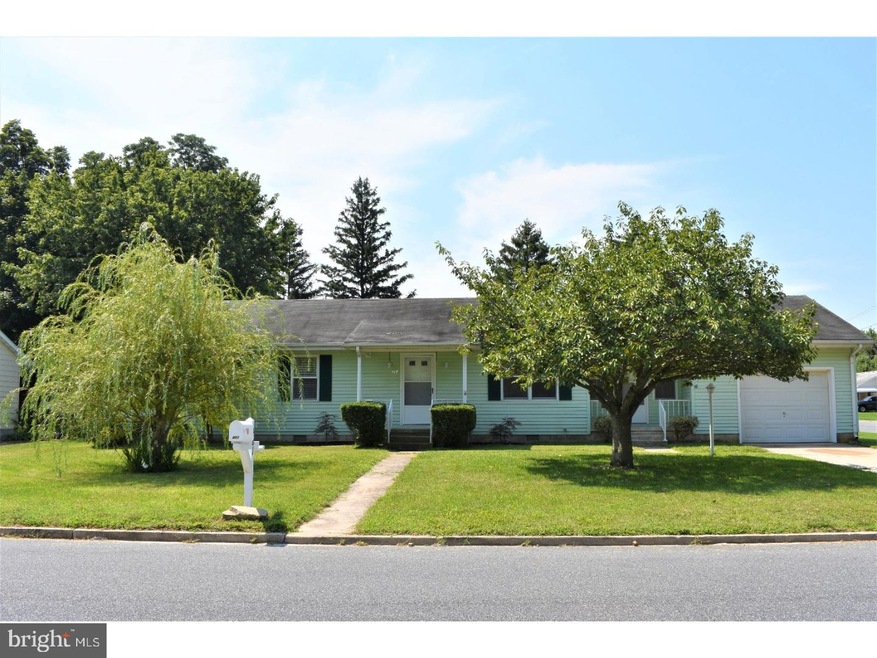 401 Smith Ave, Harrington, DE 19952 - photo 1
