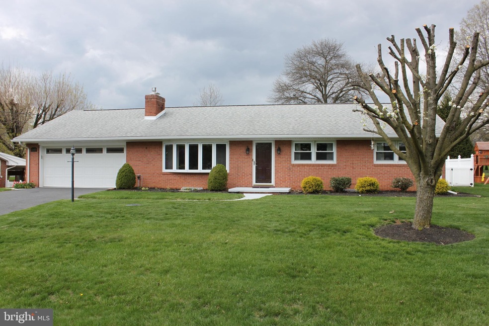 13403 Longview Ave, Waynesboro, PA 17268 - photo 1