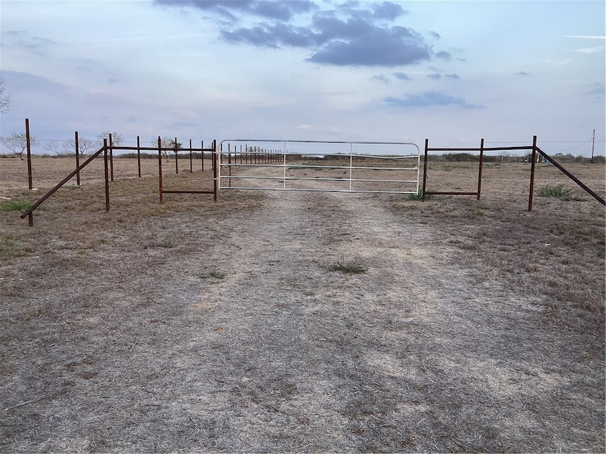 4153 Fm 625, Alice, TX 78332 - photo 1