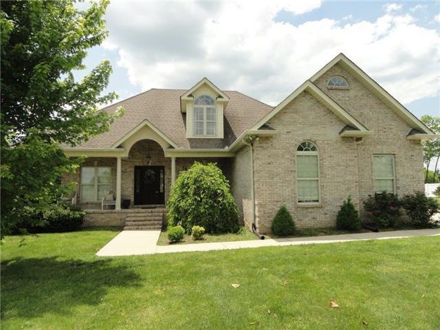 1215 Union St, Shelbyville, TN 37160 - photo 1