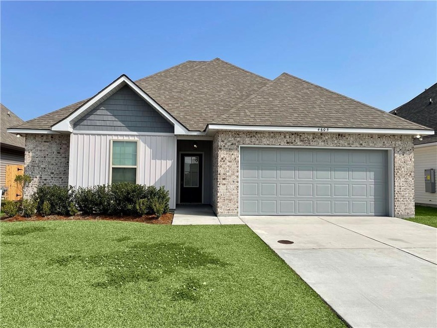 4605 Park Shore Dr, Marrero, LA 70072 - photo 1