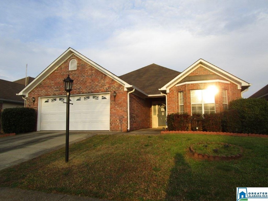 4609 Fairfax Ct, Birmingham, AL 35235 - photo 1