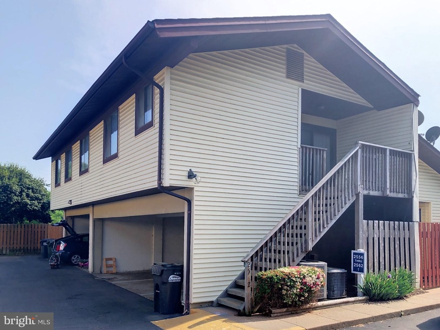 2562 Fox Ridge Ct unit 38, Woodbridge, VA 22192 - photo 1