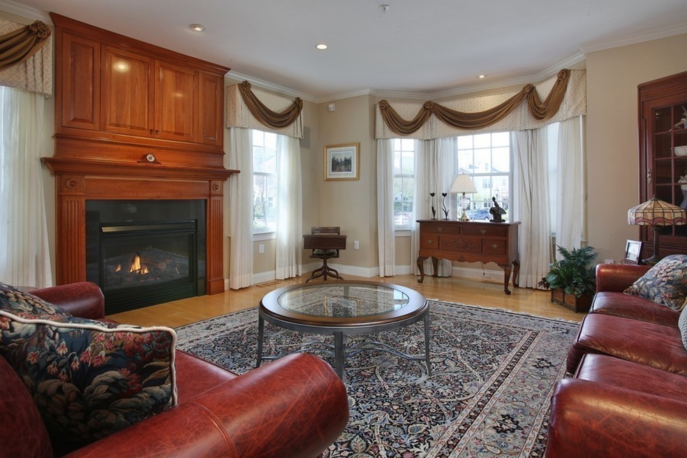 13 Tilden Commons Dr, Quincy, MA 02171 - photo 1