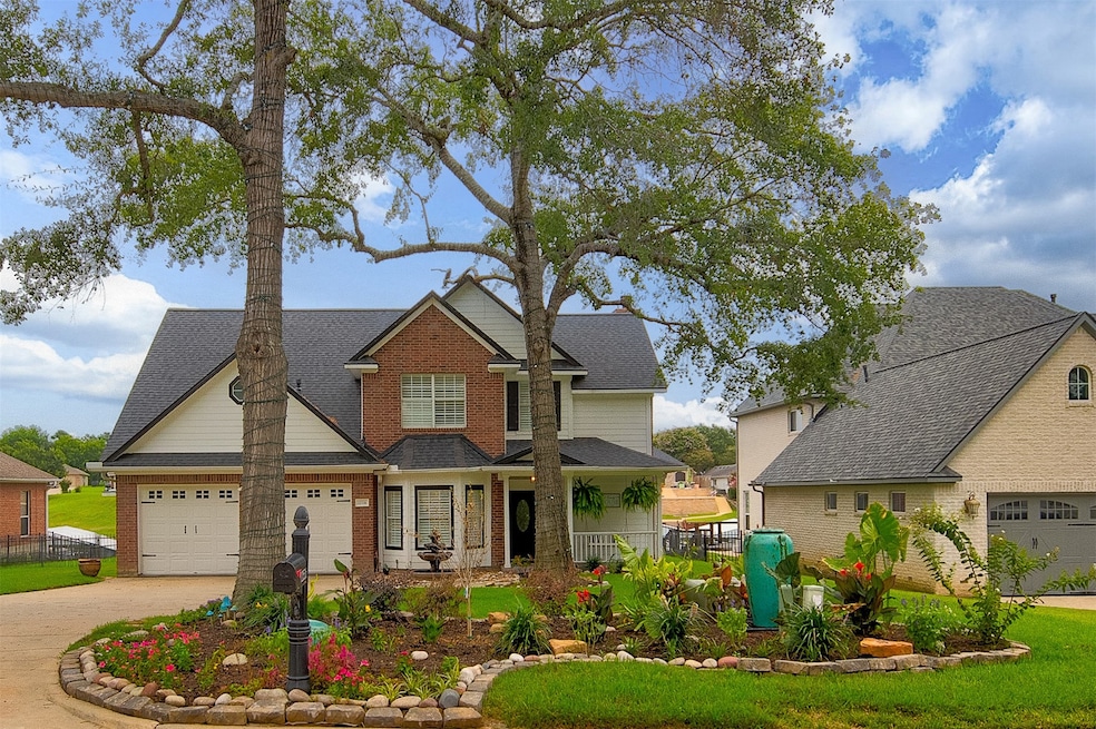 Wonderful lakefront living in the highly sought-af