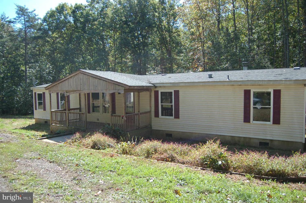 8818 Lazy Acres Ln, Spotsylvania, VA 22551 - photo 1