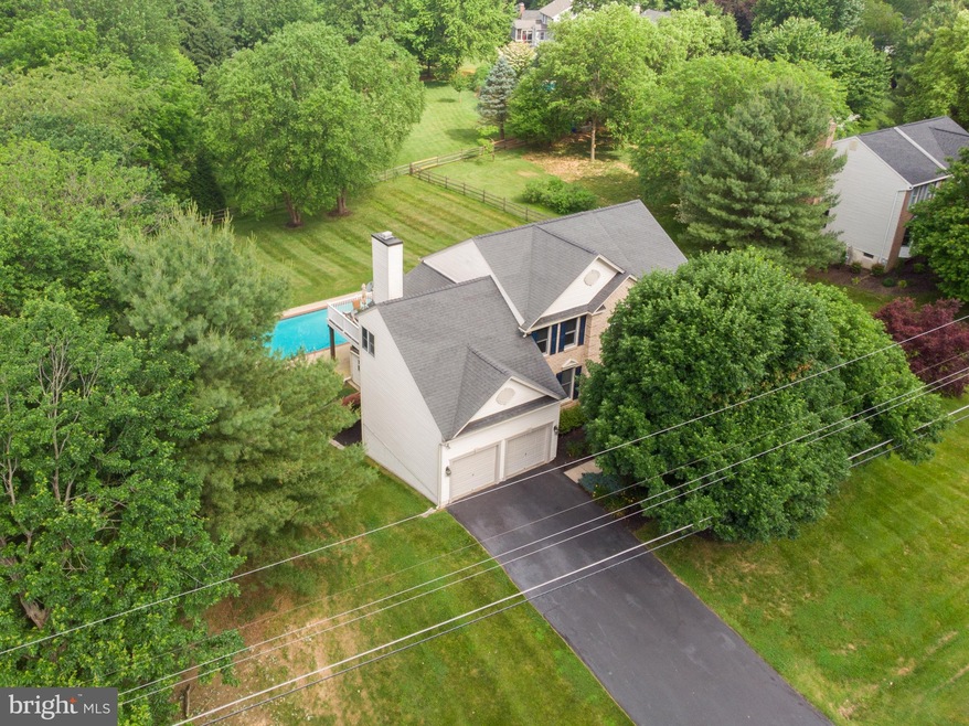 5530 Hodges Rd, Sykesville, MD 21784 - photo 1