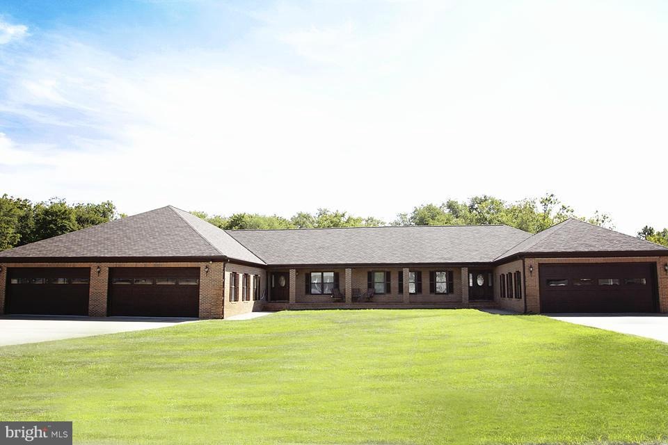 1021 Potomac Dr, Stafford, VA 22554 - photo 1