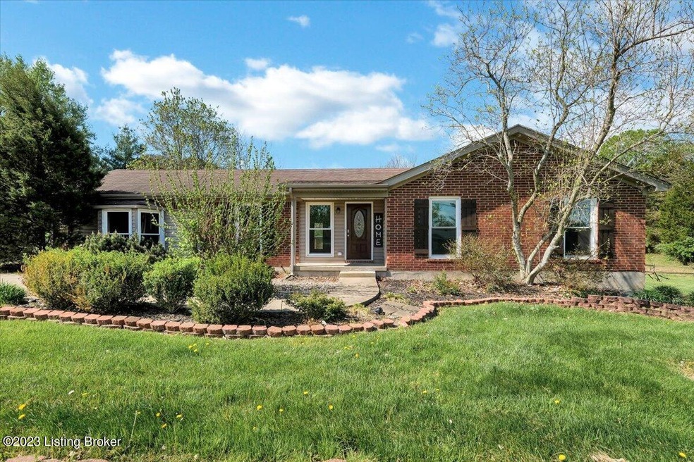 209 Kentucky Ct, Mount Washington, KY 40047 - photo 1