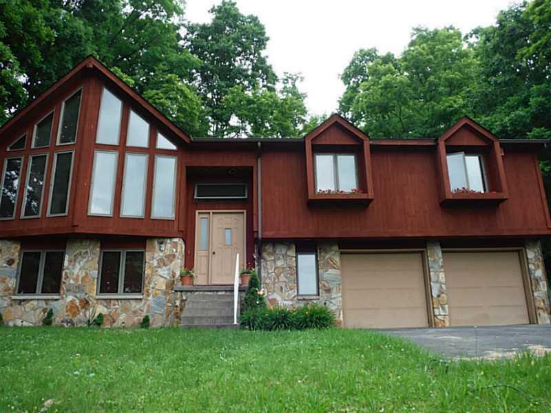 Exterior Front. Come make 131 Skyview Drive your n