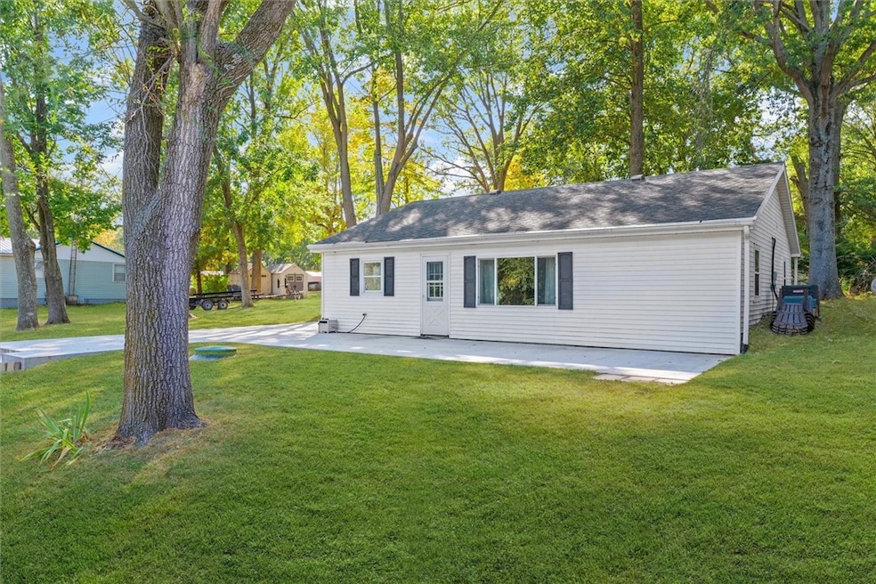 958 N 3555 Rd E, Neoga, IL 62447 - photo 1