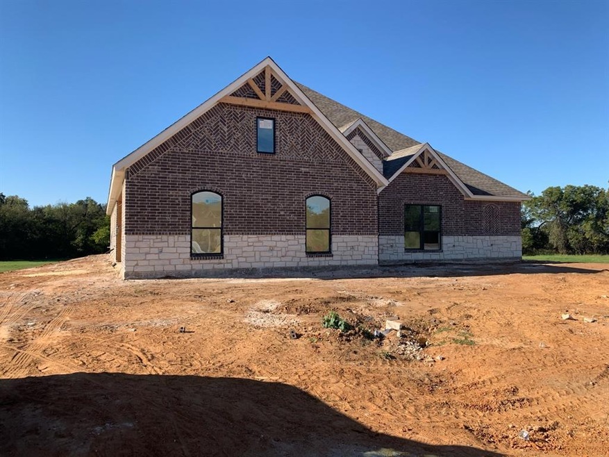 240 Shanes Ln, Weatherford, TX 76087 - photo 1