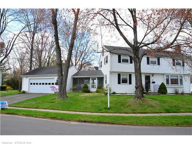 88 Shadow Ln, West Hartford, CT 06110 - photo 1
