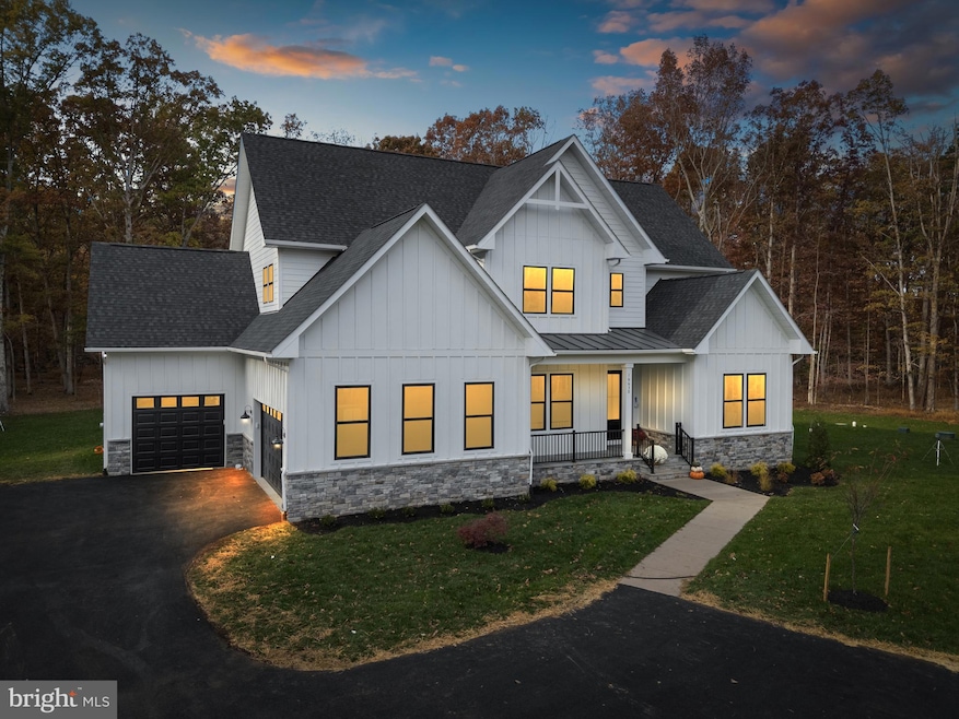 For Sale $2,050,000 • Co-Listing Agent