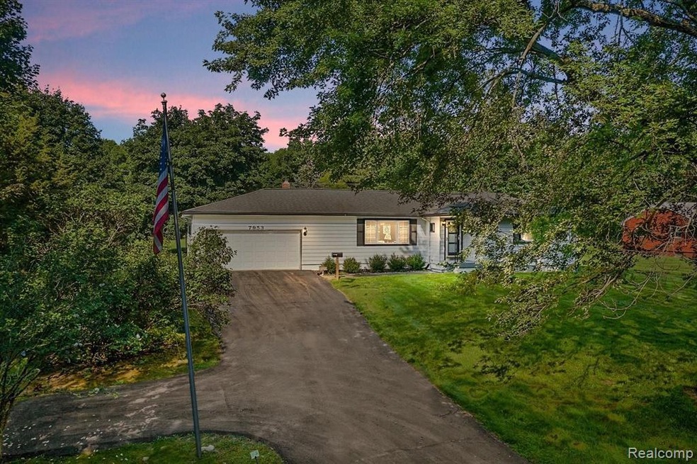 1-web-or-mls-7953 South Eston Clarkston035.jpg