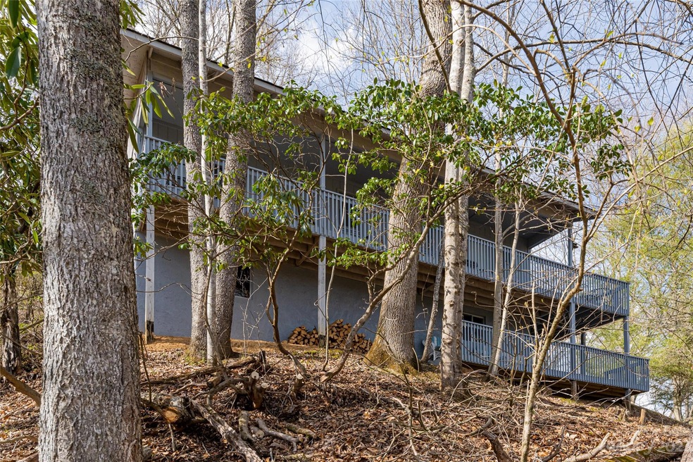 Sold $305,000 • Co-Listing Agent