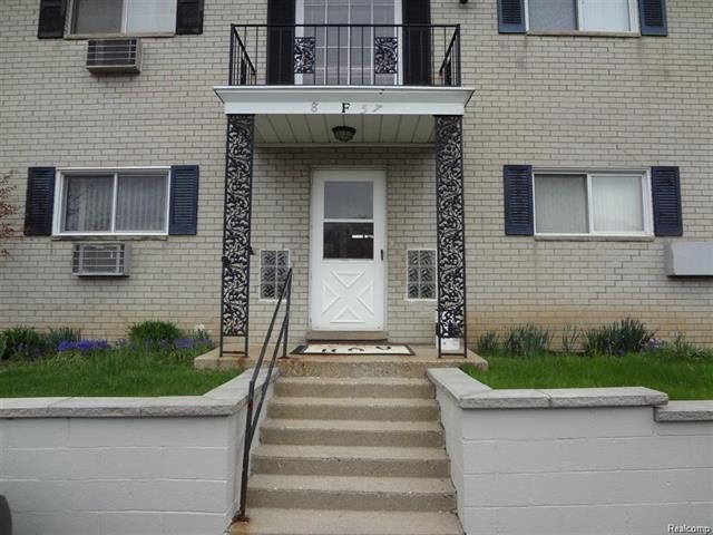 Hickory Grove front.jpg