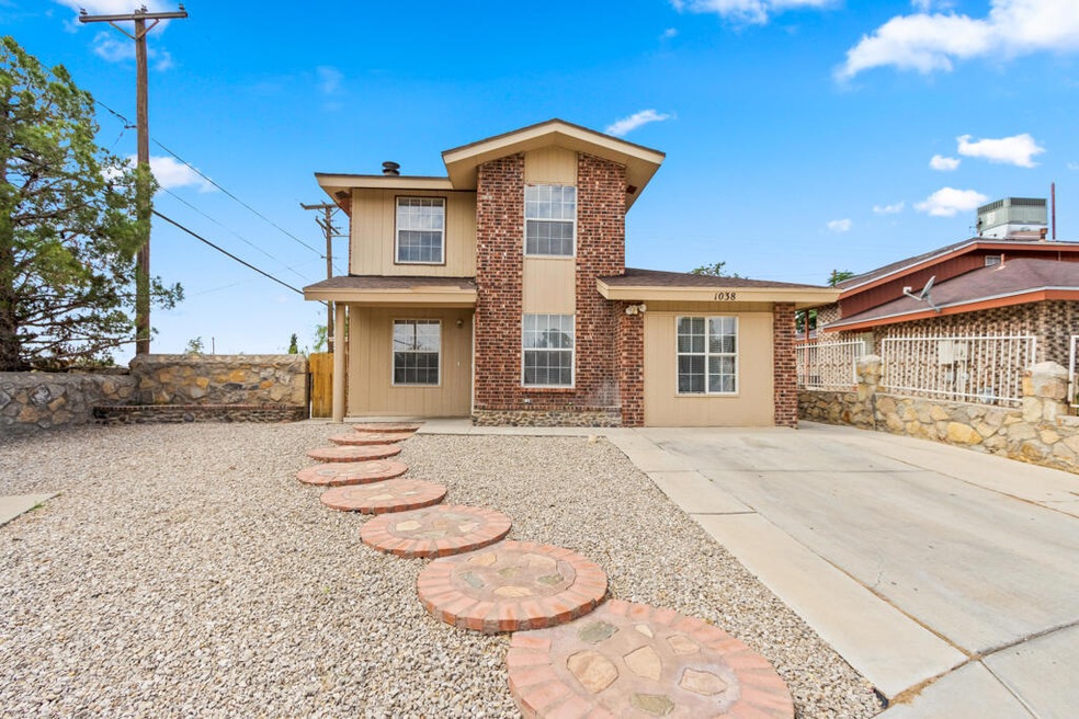 1038 Green Lilac Cir, El Paso, TX 79915 - photo 1