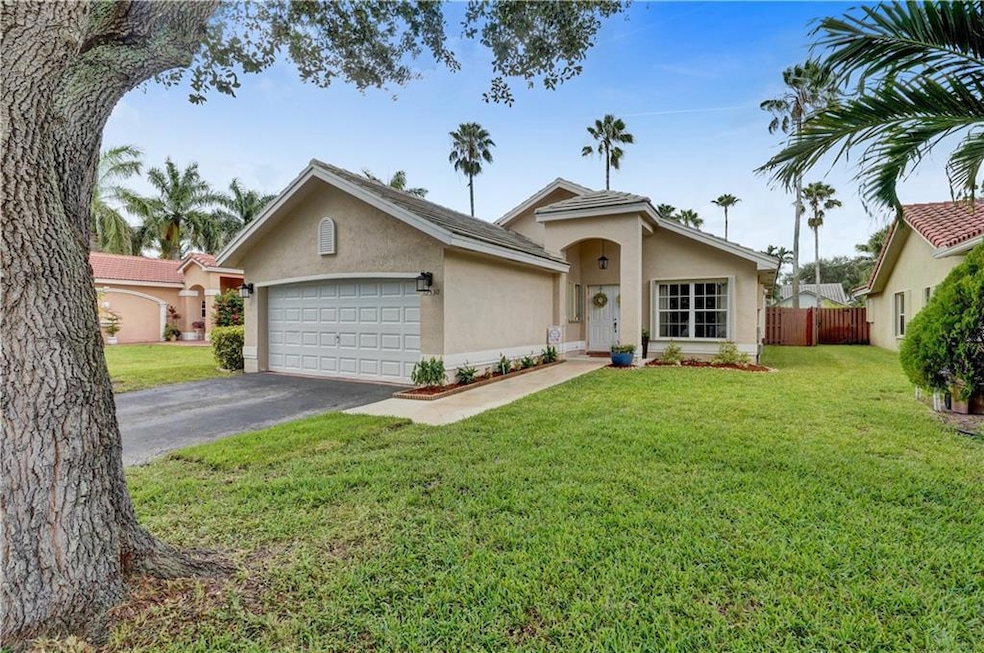 12530 SW 7th Place, Davie, FL 33325 - photo 1