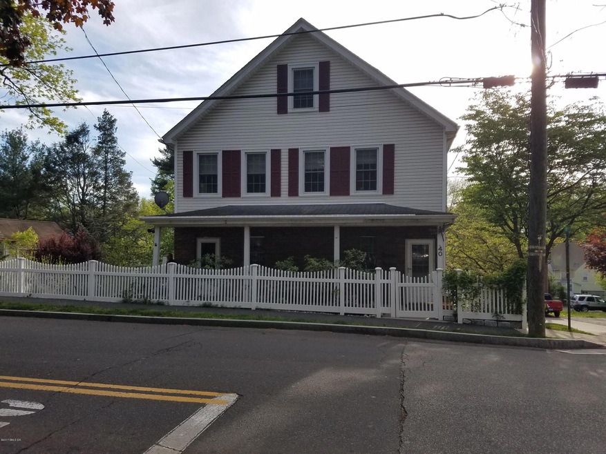 40 Pemberwick Rd unit B, Greenwich, CT 06831 - photo 1