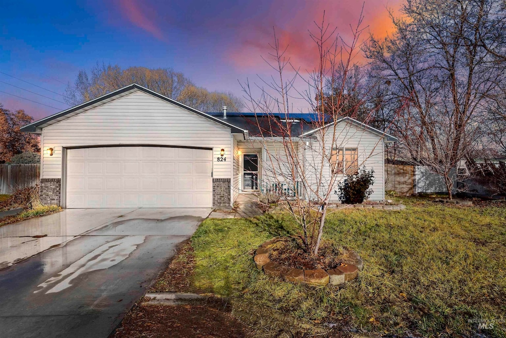 824 S Chestnut St, Nampa, ID 83686 - photo 1