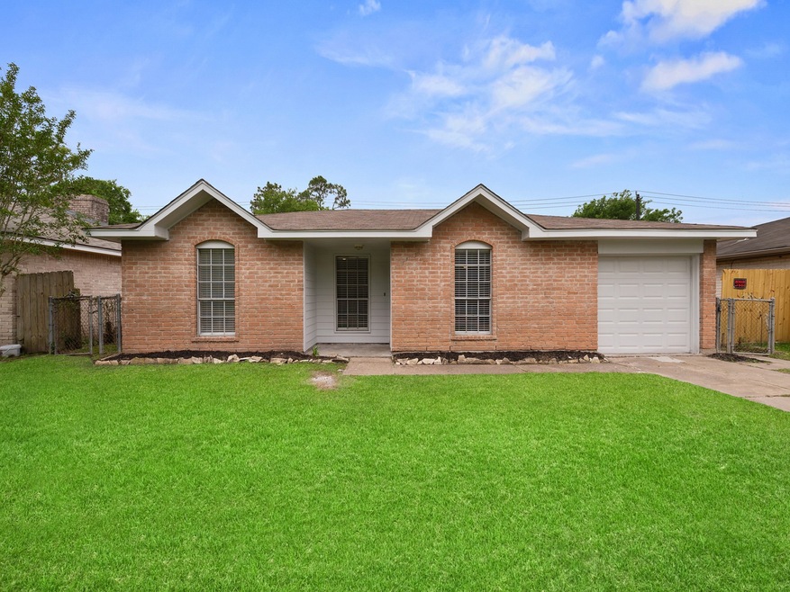 17014 David Glen Dr, Friendswood, TX 77546 - photo 1